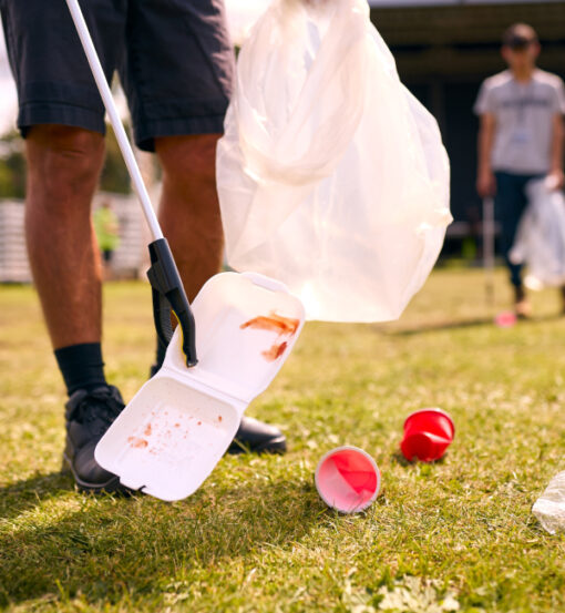 🗑️✨ Trash Cans & Cleanup Service – Keep Your Event Mess-Free! 🎉 (Deposit)